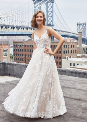 Ivory Floral Lace V Back Fabulous Wedding Dress